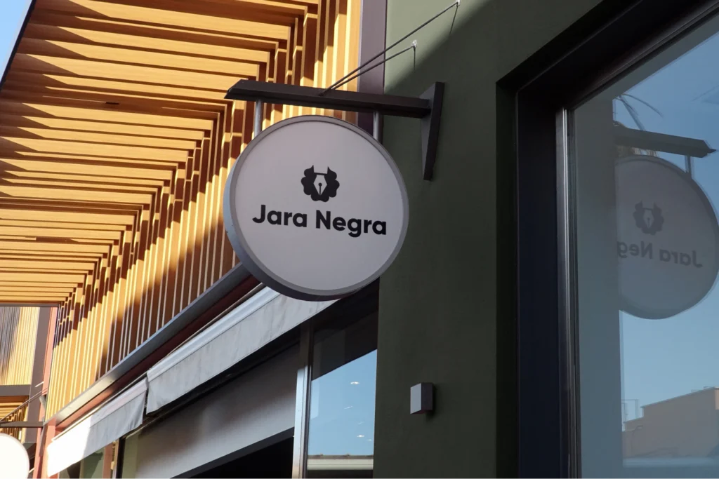 Jara Negra, editorial especializada en historia y cultura valenciana
